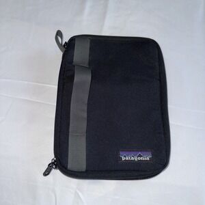 Patagonia Padded Tablet Case Black Zip Around Accessory 9x7 iPad Mini Kindle